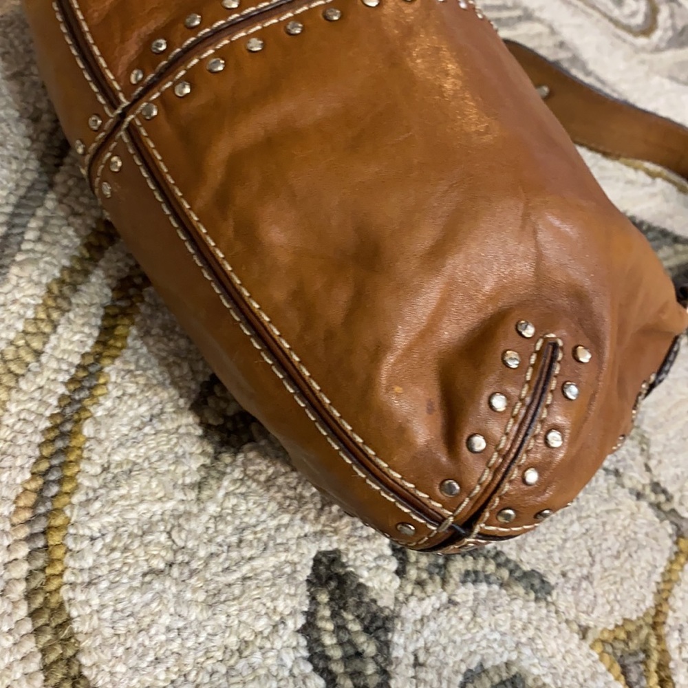 💕 Michael Kors tan vintage leather hobo bag 💕 - Picture 6 of 15
